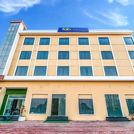 Fabhotel Amrit Greens Indore Airport Exterior foto
